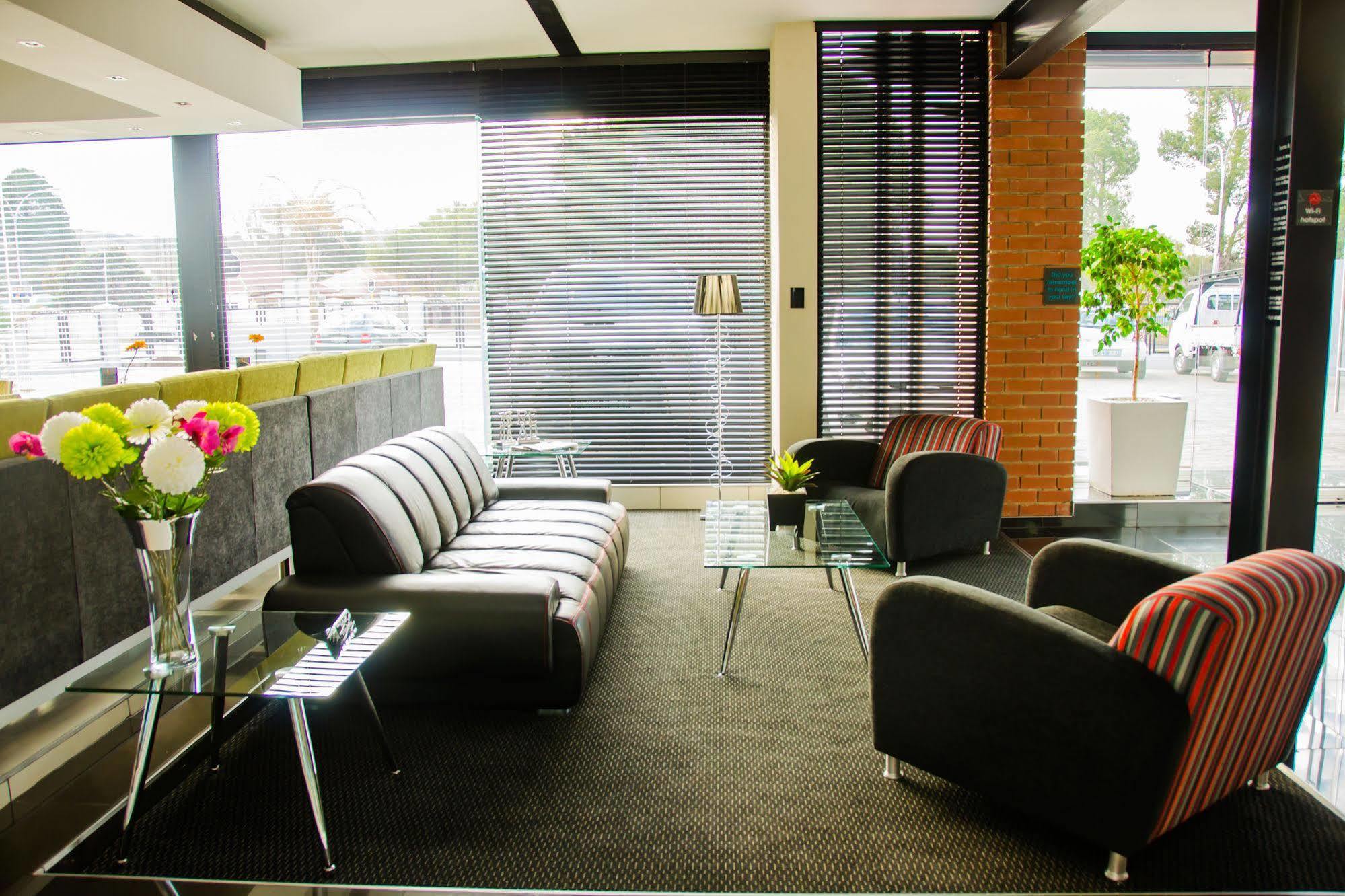 City Living Boutique Hotel Bloemfontein Exteriör bild